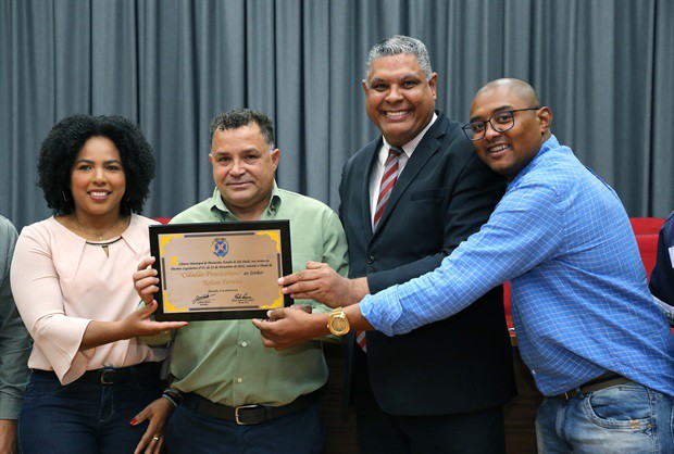 Familiares, amigos e colegas de trabalho descreveram o espírito de determinação e honestidade de Nelson Ferreira