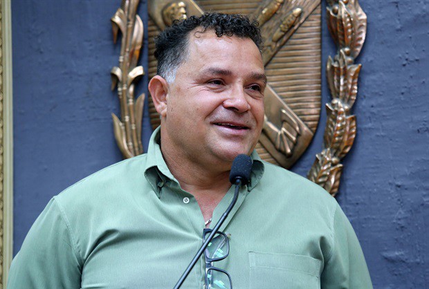 Familiares, amigos e colegas de trabalho descreveram o espírito de determinação e honestidade de Nelson Ferreira