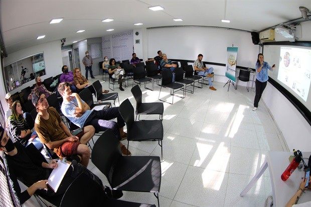 Palestra integra o ciclo “As abelhas, as atividades econômicas e Sustentabilidade”