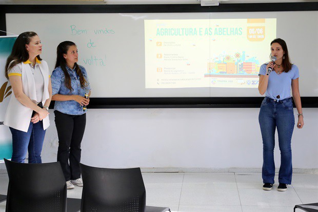 Palestra integra o ciclo “As abelhas, as atividades econômicas e Sustentabilidade”