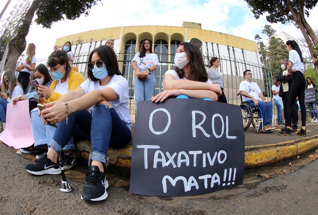 Mobilização no Fórum de Piracicaba mira decisão do STJ no rol da ANS