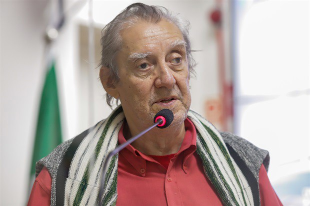 Rui Cassavia Filho fez fala na tribuna popular na reunião ordinária desta quinta-feira (9), abordando a questão da moradia e do desenvolvimento da produção rural