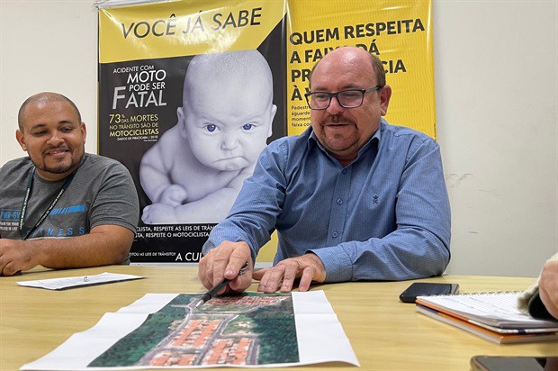 Vereador apresenta demandas de Santa Teresinha à titular da Semuttran