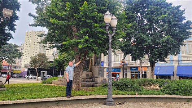 Laércio Trevisan Jr (PL) apontou ao Executivo melhorias e manutenção na Praça José Bonifácio