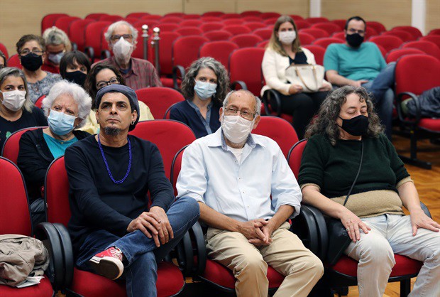 Solenidade foi acompanhada por artistas que atuam no cenário cultural de Piracicaba e familiares do homenageado 