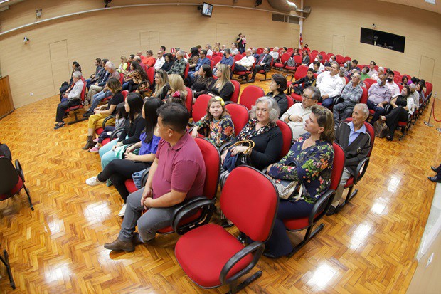 Solenidades foram realizadas no Salão Nobre "Helly de Campos Melges"