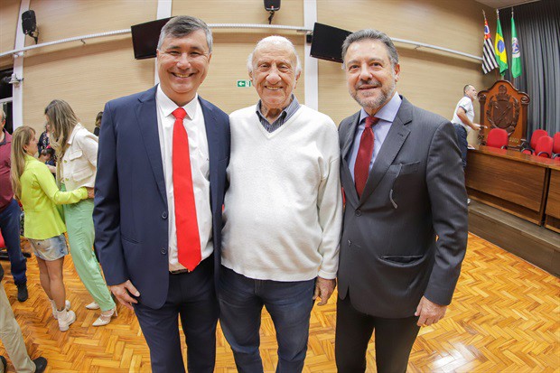 Solenidades foram realizadas no Salão Nobre "Helly de Campos Melges"