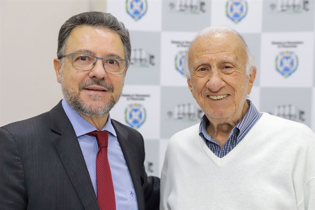 Solenidades foram realizadas no Salão Nobre "Helly de Campos Melges"