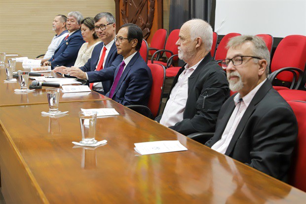 Solenidades foram realizadas no Salão Nobre "Helly de Campos Melges"