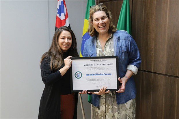 Jane Franco Oliveira e Ana Pavão