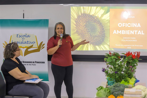 Evento abordou dicas para criação de abelhas nativas no ambiente urbano