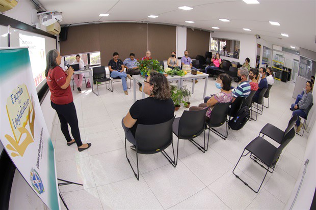 Evento abordou dicas para criação de abelhas nativas no ambiente urbano