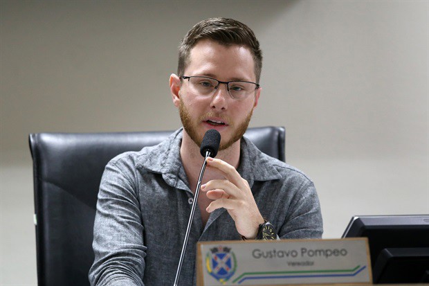 Vereador Gustavo Pompeo (Avante) presidiu a audiência pública