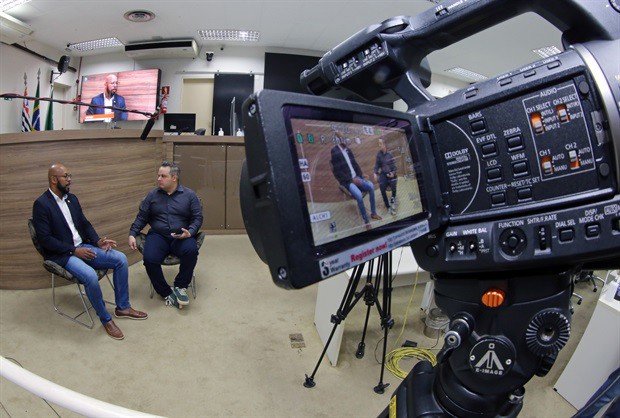 Câmara Convida vai ao nesta sexta-feira, a partir do meio-dia, na TV Câmara