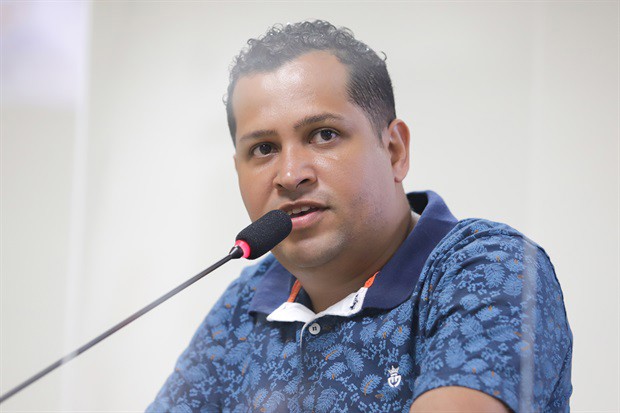 Jorge Silva ocupou a tribuna popular da Câmara nesta quinta-feira (30)