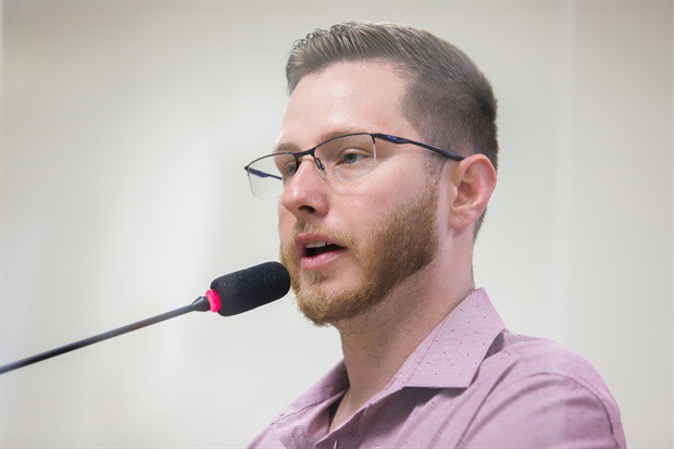 Na tribuna, Gustavo Pompeo (Avante) fez balanço de atividades