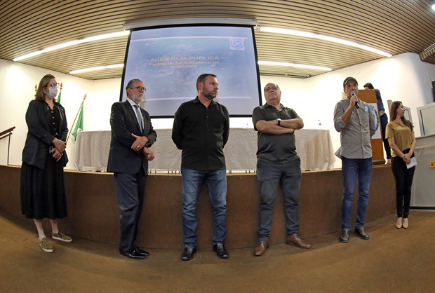 Vereadores cobraram compromisso do Poder Executivo de demarcar áreas para habitação social em outras regiões