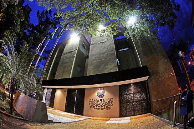 Reunião Solene terá início às 19h30, no Salão Nobre "Helly de Campos Melges", no primeiro andar do prédio principal da Câmara Municipal de Piracicaba