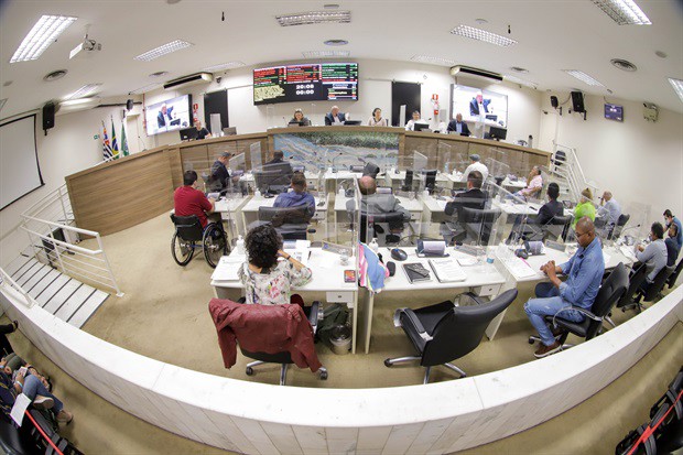 Requerimentos aprovados tratam de pedidos de manutenções e informações para a Prefeitura 