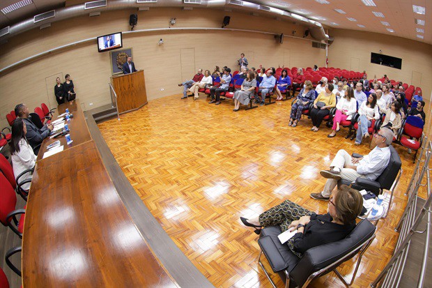 Para a professora Ida Carneiro Martins, os alunos são a razão de todo o trabalho com a educação