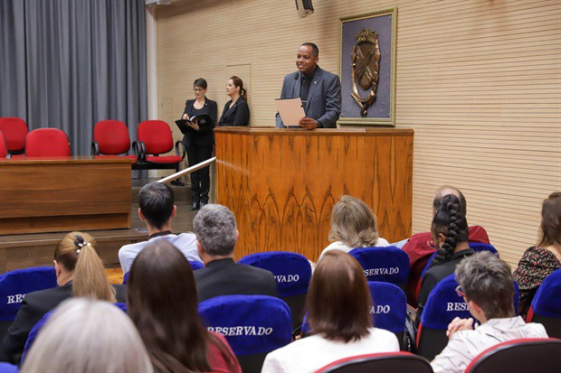 Para a professora Ida Carneiro Martins, os alunos são a razão de todo o trabalho com a educação