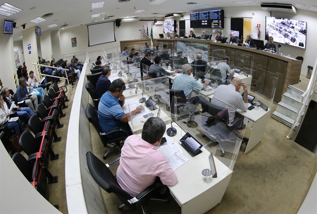 34ª reunião ordinária também terá requerimentos sobre segurança, mobilidade e serviço de saneamento