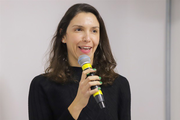 Escola do Legislativo promove palestra sobre aleitamento materno