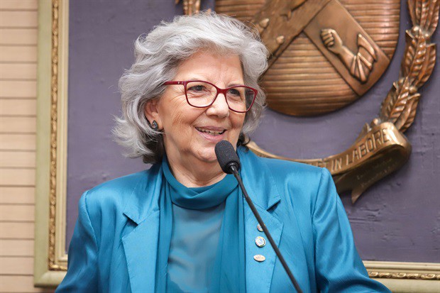 Bernadet Bueno de Camargo