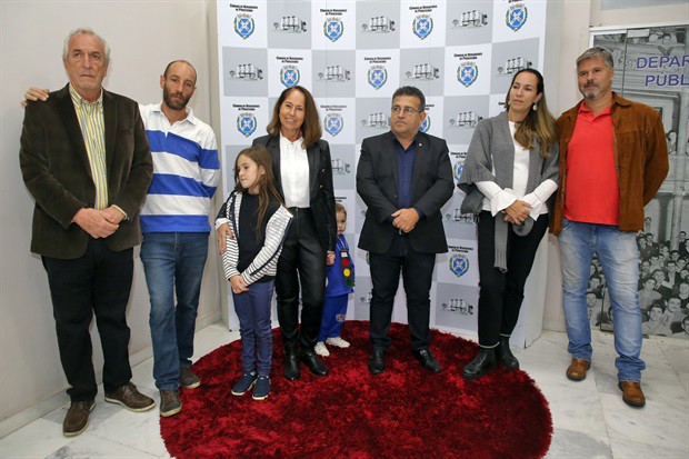 Solenidade reuniu amigos, colegas de trabalho, alunas e parentes