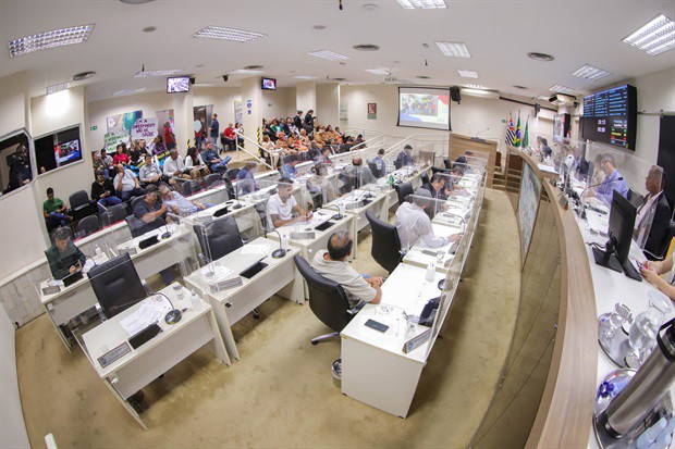 Projeto de lei 141/2022, do Executivo, foi aprovado na noite desta segunda-feira, 26