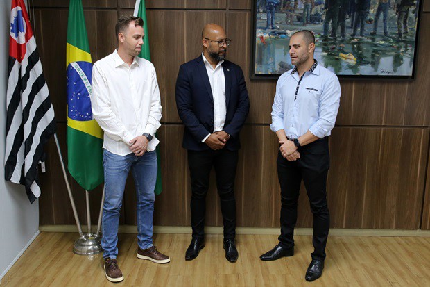 Voto de congratulações academia QuadCorp