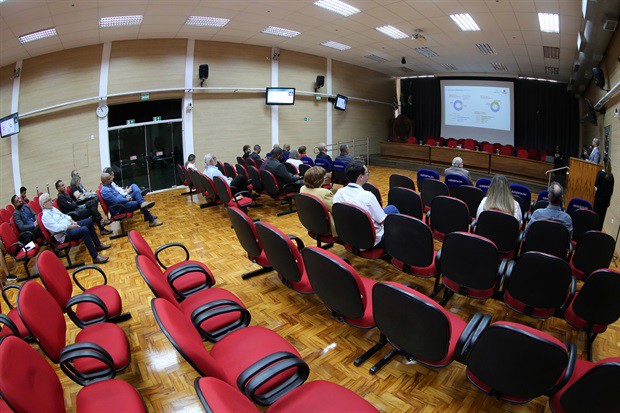 Última reunião do Parlamento aconteceu em Piracicaba, em setembro