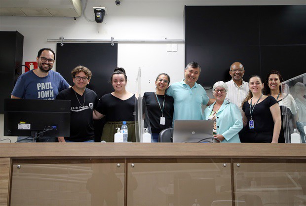 Visita dos alunos aconteceu na manhã desta sexta-feira (18)