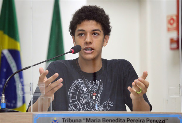 Visita dos alunos aconteceu na manhã desta sexta-feira (18)