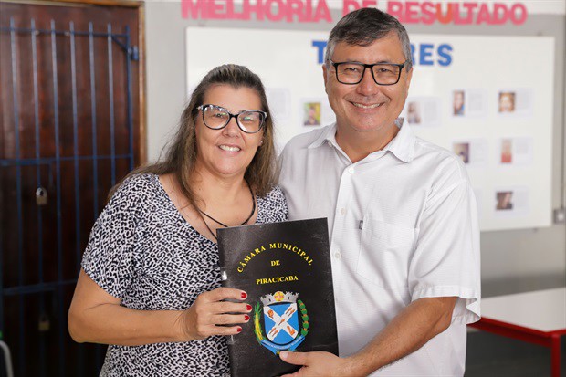 Mara Sandra Braga Pizzol - vice-diretora