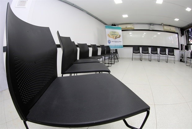 O curso será divido em duas etapas, sendo a primeira on-line e a segunda de forma presencial