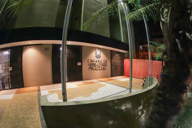 Discussão acontece nesta quarta-feira, com início às 19h, no plenário