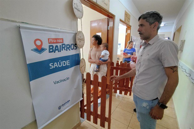 Vereador acompanha lançamento de programa Pira nos Bairros