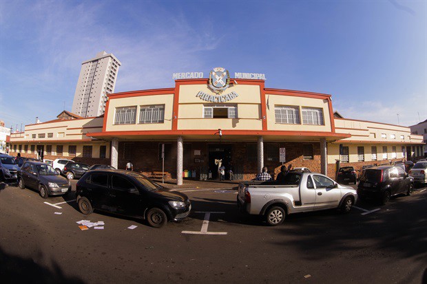 Mercado Municipal completa 135 anos: patrimônio da modernidade do Século 19