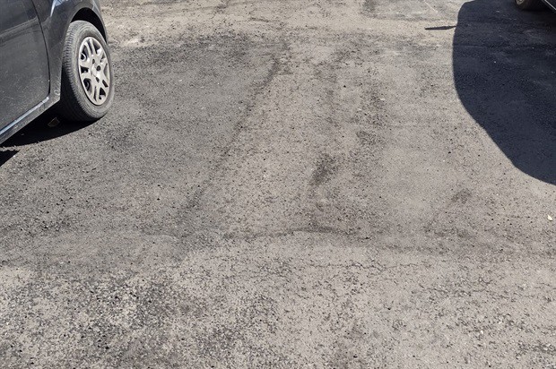 Rua Barretos, no bairro Glebas Califórnia, após a realização da operação tapa-buracos