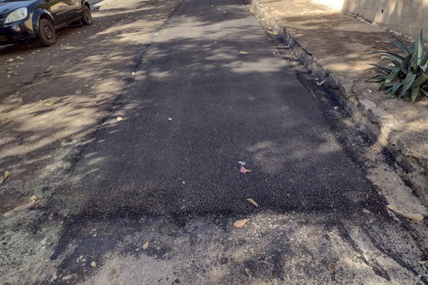 Rua Barretos, no bairro Glebas Califórnia, após a realização da operação tapa-buracos