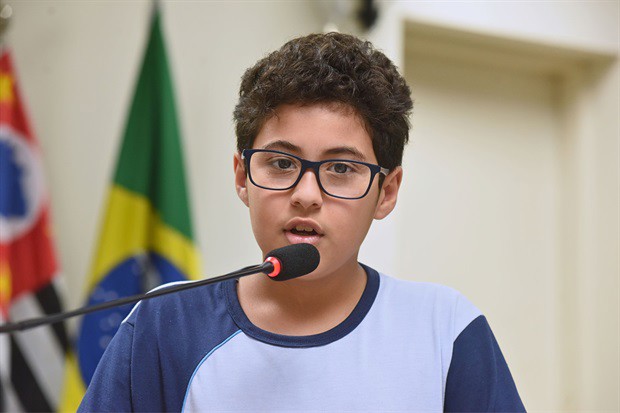 Alunos do Colégio Adventista participam do "Conheça o Legislativo