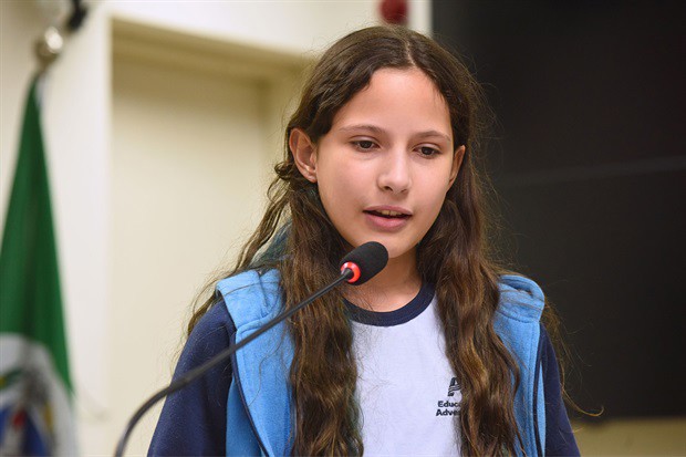 Alunos do Colégio Adventista participam do "Conheça o Legislativo