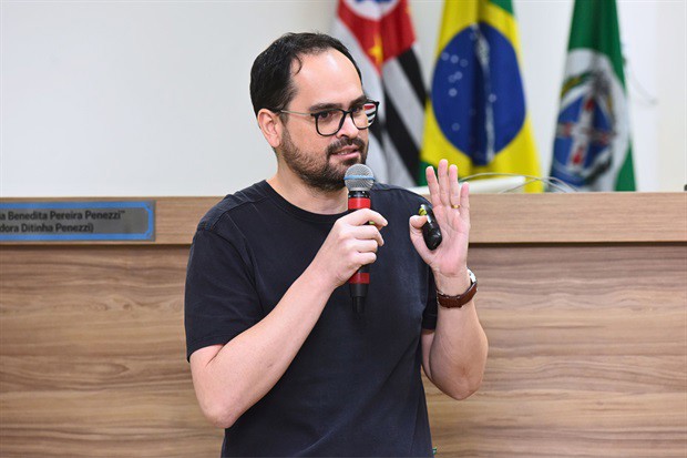 Alunos do Colégio Adventista participam do "Conheça o Legislativo