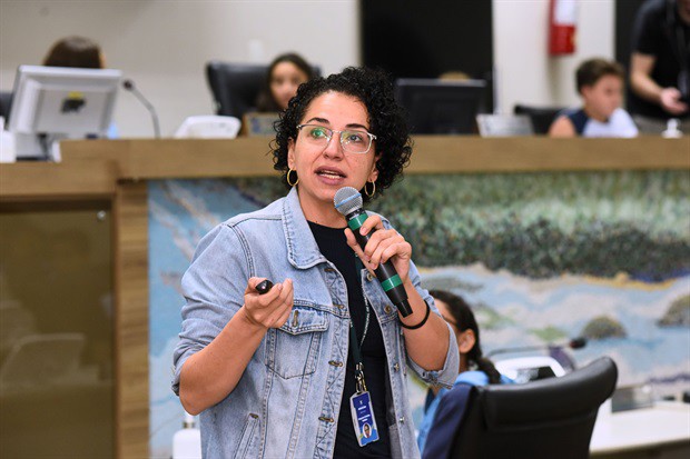 Alunos do Colégio Adventista participam do "Conheça o Legislativo