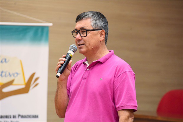 Médico Rodrigo Reis esteve na Câmara Municipal de Piracicaba para atividade da Escola do Legislativo