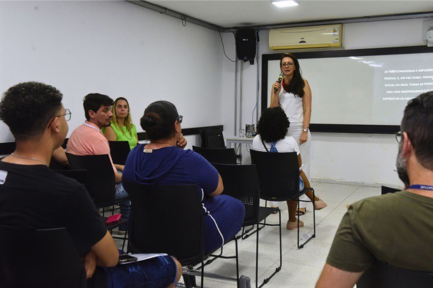 Roda de conversa foi resultado de uma parceria entre Escola do Legislativo, Condef e Senac