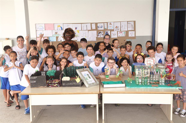 Vereador Pedro Kawai conhece projeto Ser verde: práticas ecológicas comunitárias, desenvolvido por alunos da Escola Municipal Joaquim Carlos Alexandrino de Souza