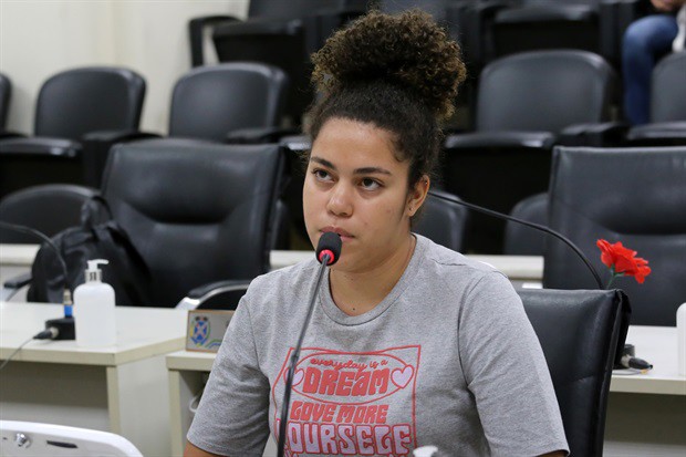 Ex-recepcionista da UPA foi a primeira a ter contato com a paciente