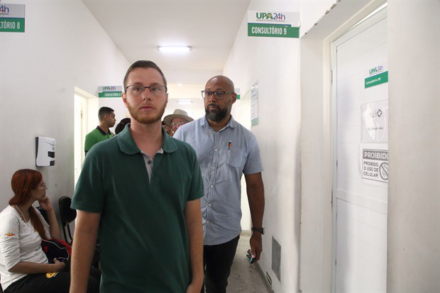 À tarde, CPI fez diligência na UPA, averiguou o estoque e registros de aplicação do soro antiescorpiônico